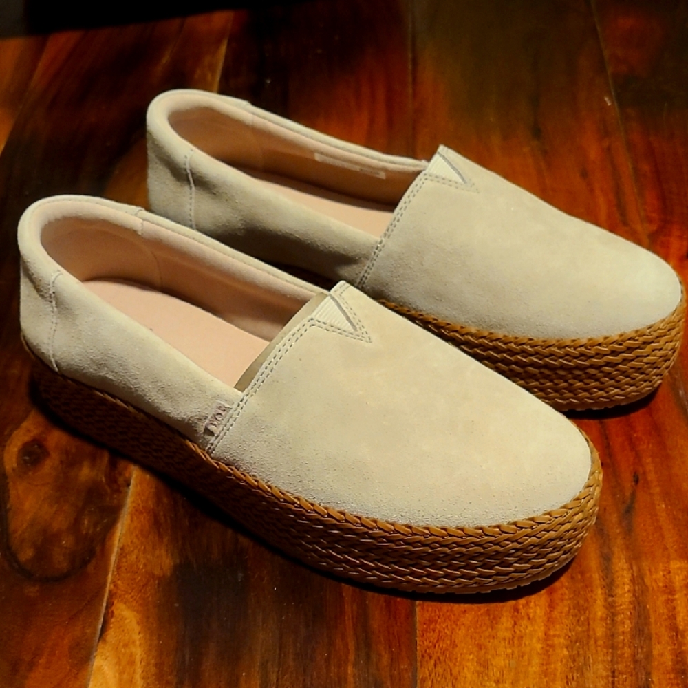 Toms Valencia Khaki Suede Platform Espadrilles